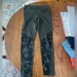 Under Armor Green camo cold gear leggings